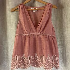 Max studio sleeveless shirt red